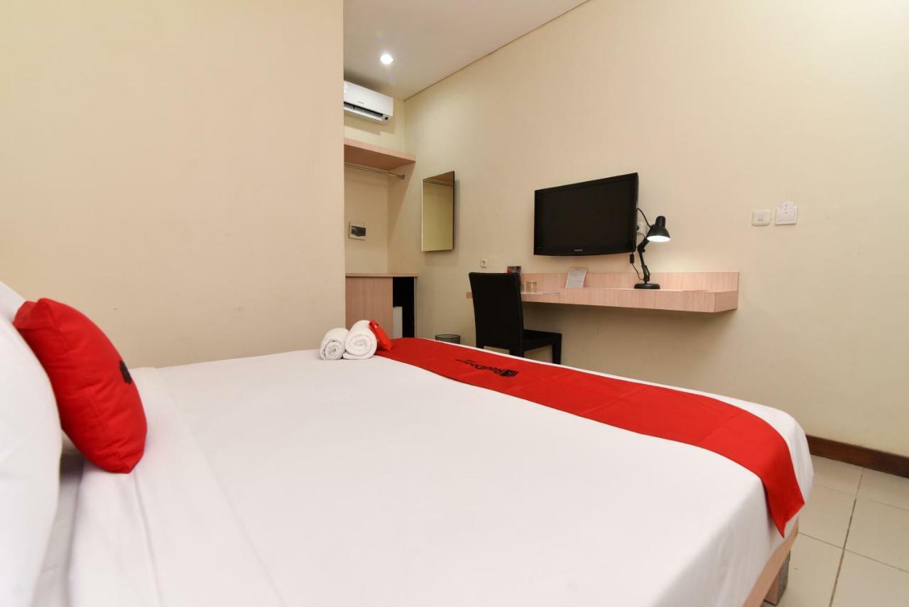 Reddoorz Near Legian Street Hotel Kuta Lombok Exterior foto