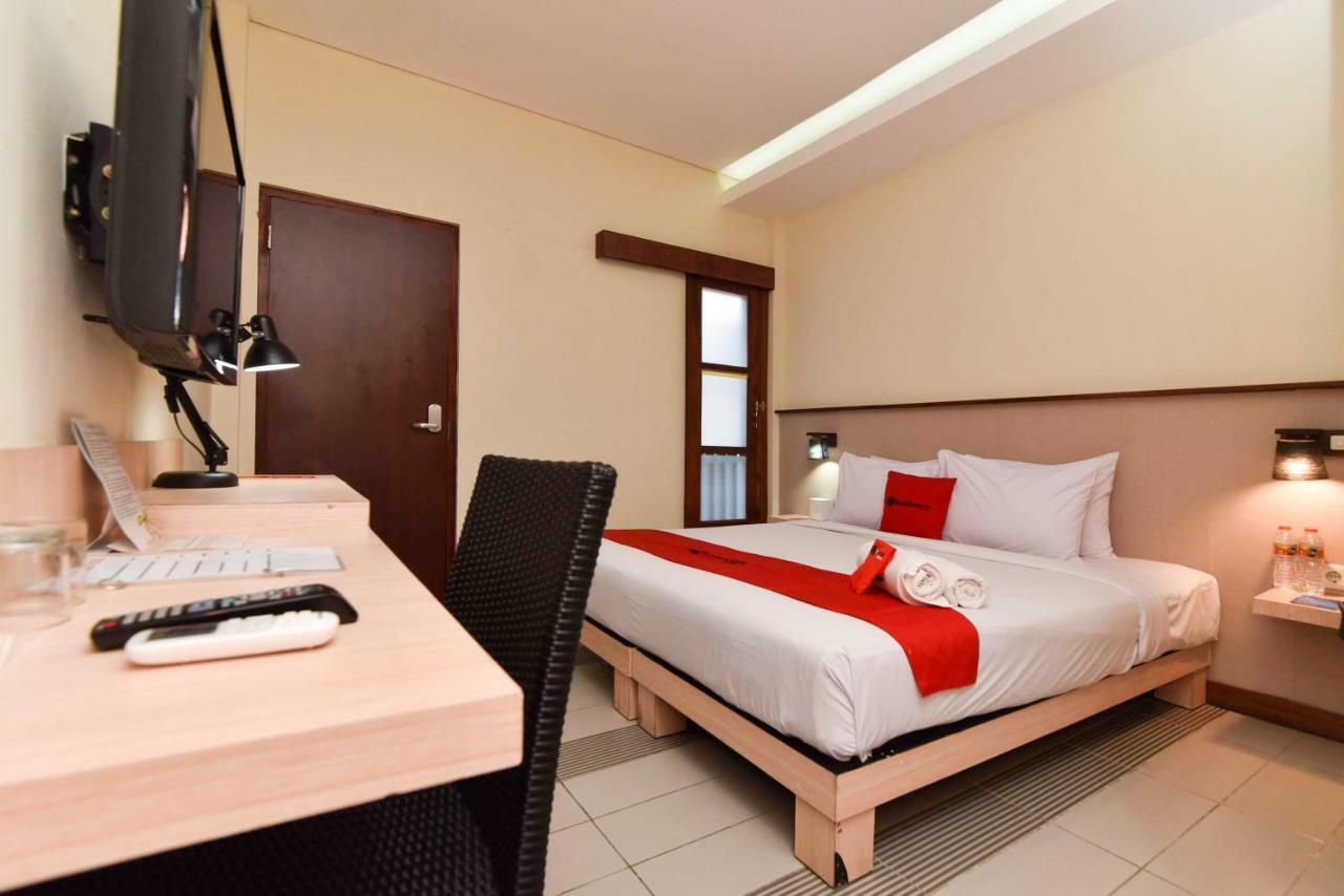Reddoorz Near Legian Street Hotel Kuta Lombok Exterior foto