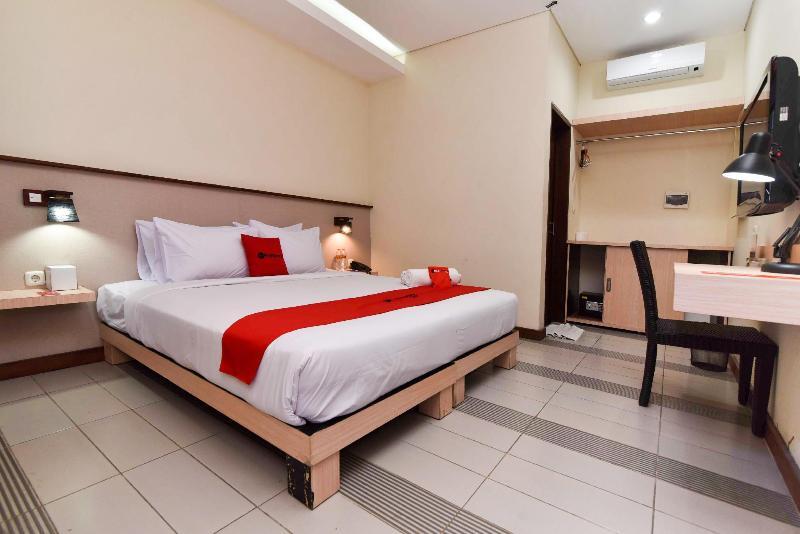 Reddoorz Near Legian Street Hotel Kuta Lombok Exterior foto